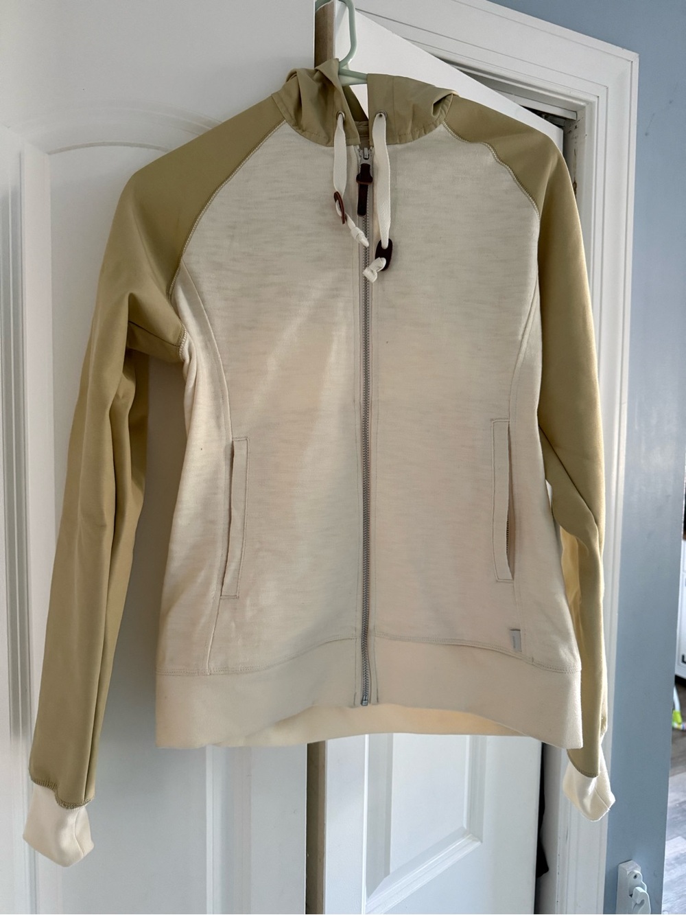 Burton Two-Tone Zip Hoodie in Cream and Olive